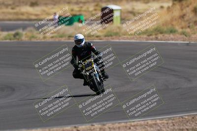 media/Apr-19-2025-AHRMA (Sat) [[3d98ca3309]]/Race/Group 8/Turn 4 part 2/